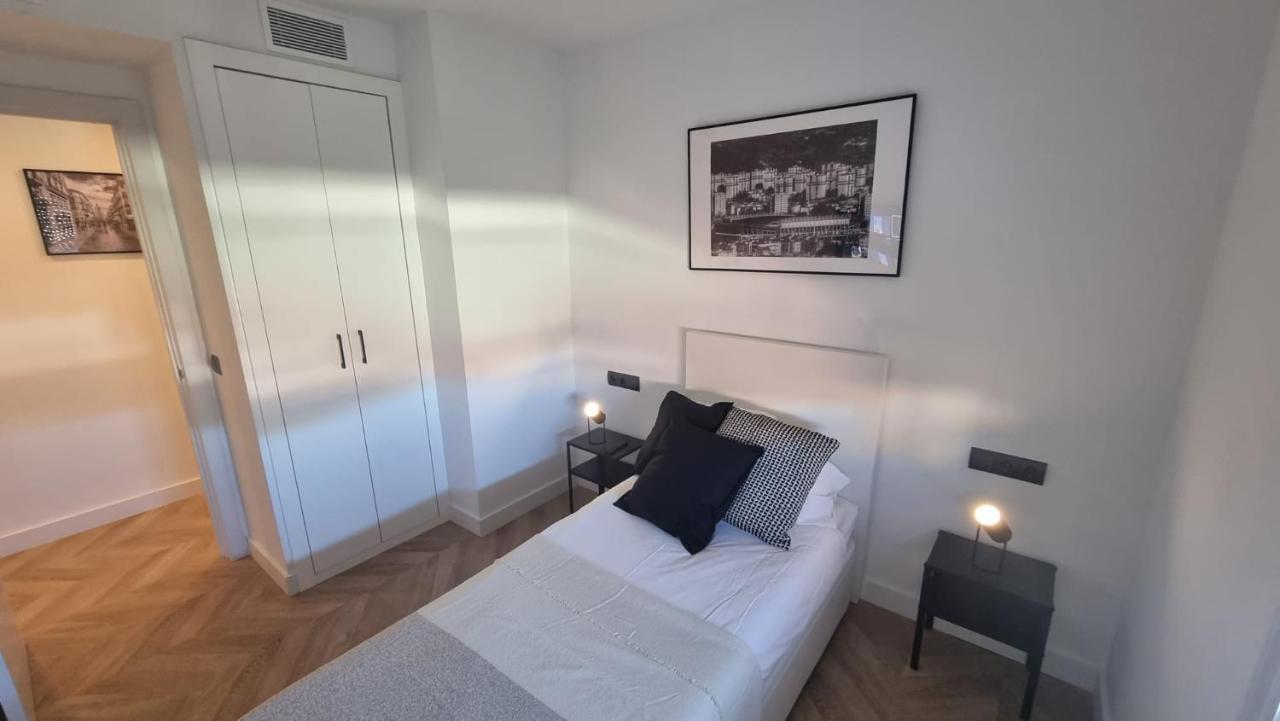 Luxe Appartement In Het Centrum Van Malaga Met Gratis Parkeerplek! Ngoại thất bức ảnh
